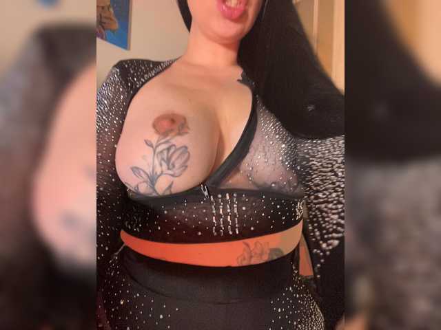 DarKSBunnYS live webcam show