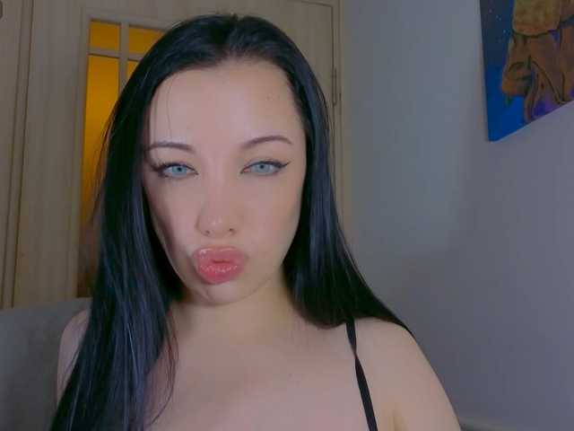 DarKSBunnYS live cam preview