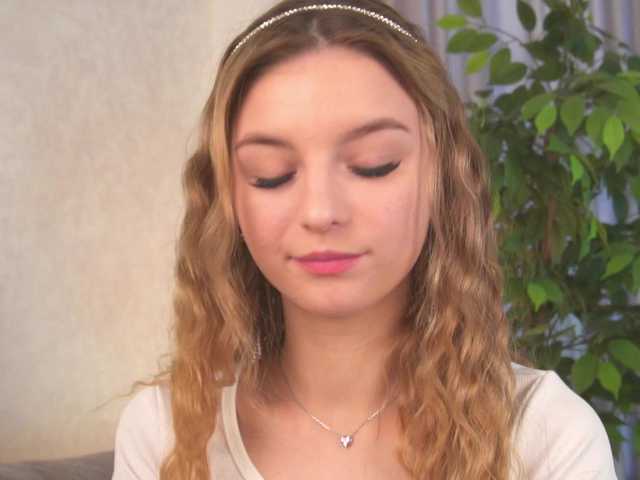 ilittleheara's BongaCams show and profile