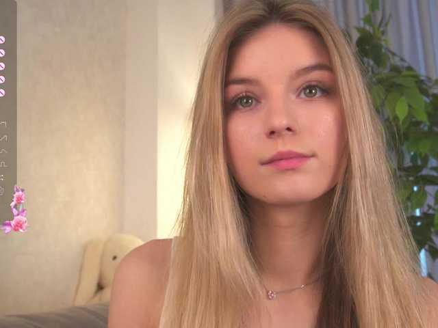 le modèle ilittleheart est en webcam porno dans un show sur le site bongacams, il possède les tags suivants: White/Caucasian,Blonde,Shaved