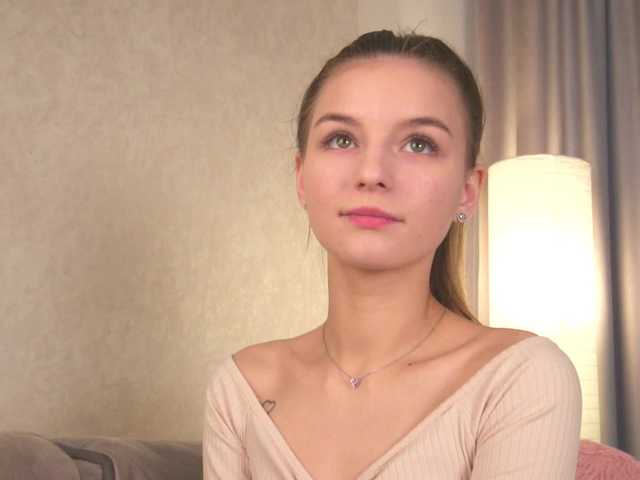 ilittleheara live cam on BongaCams