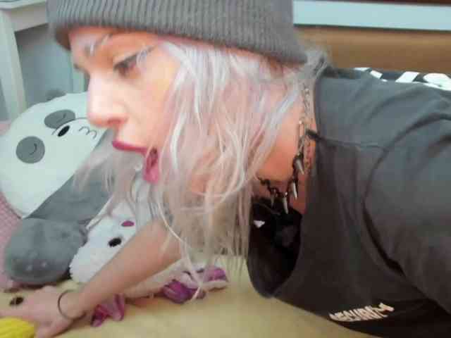 AlexissNight webcam
