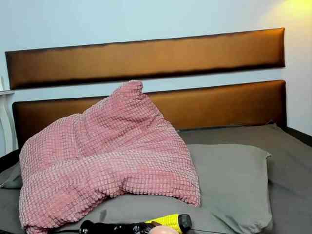 AlexissNight webcam