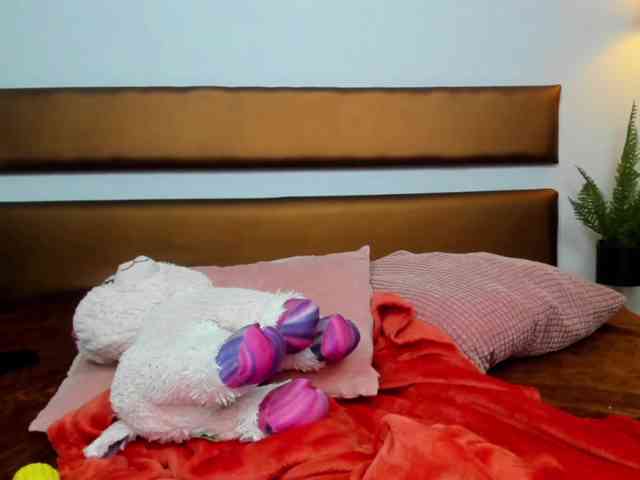 AlexissNight webcam