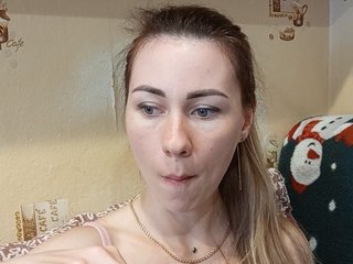 -Feral-Berry- Porn Show