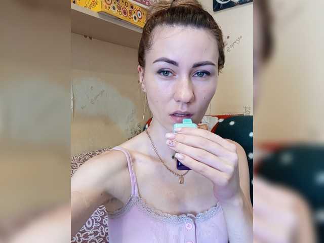 -Kara-mellka- live cam on BongaCams