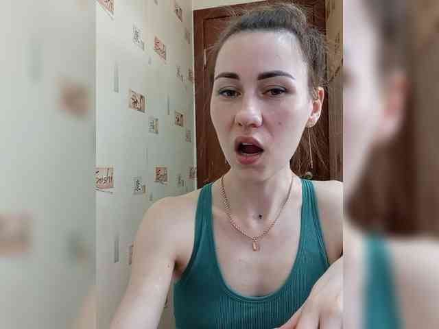 -Feral-Berry- webcam