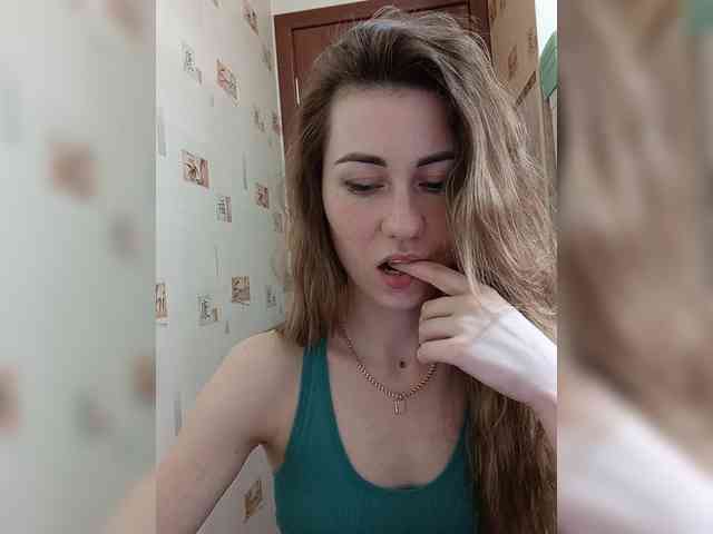 -Feral-Berry- webcam
