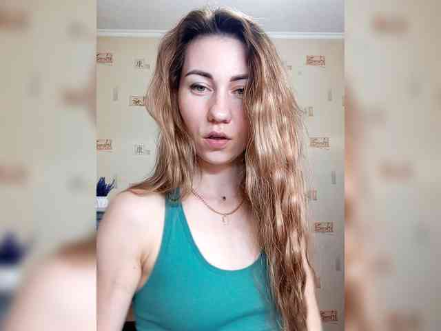 -Feral-Berry- webcam