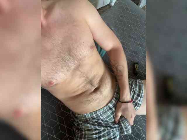menbich25 Sex Cam Show