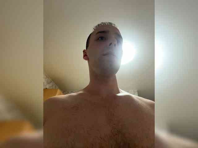 menbich25 Sex Cam Show