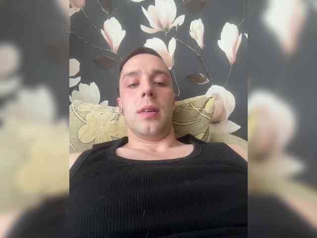 menbich25 Live Webcam on BongaCams