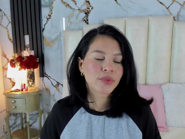 Lilithmars69's BongaCams show and profile