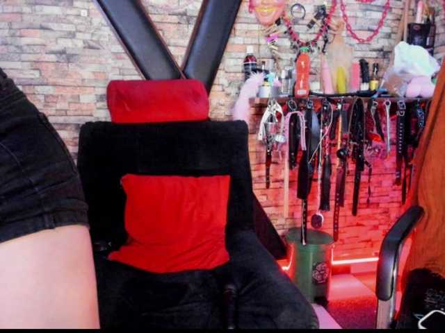lukis01-luna0 live cam on BongaCams