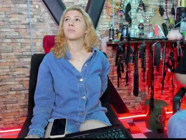 lukis01-luna0 bongacams
