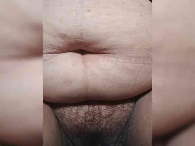 ladynakedpusy webcam
