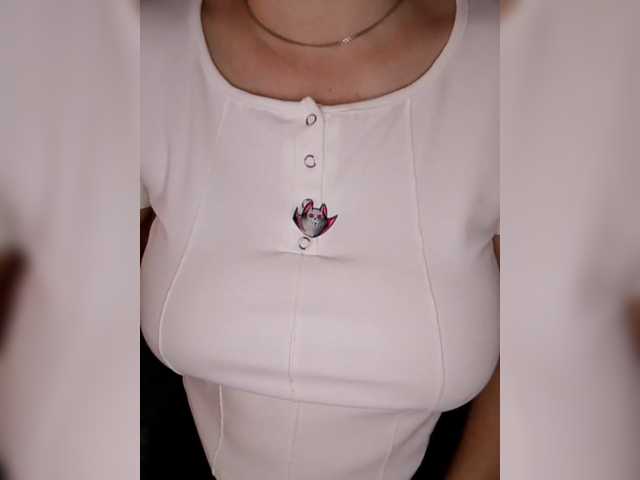 Liza_555 live cam on BongaCams