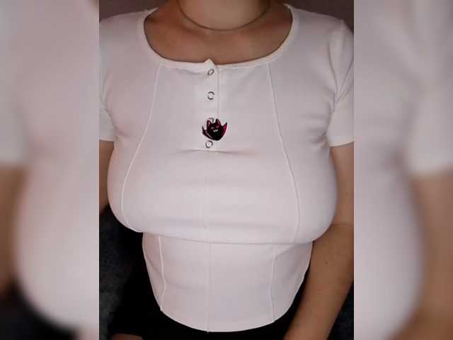 Liza_555 live cam on BongaCams