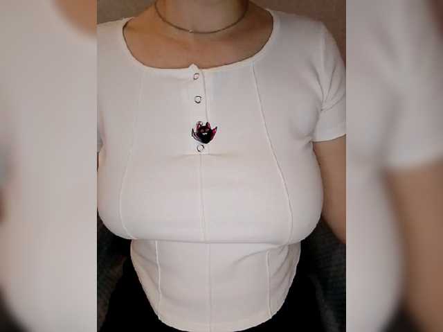 Liza_555 live cam on BongaCams
