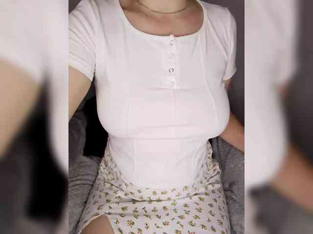 Liza_555 webcam