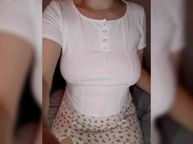 Liza_555 webcam