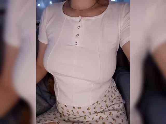 Liza_555 webcam
