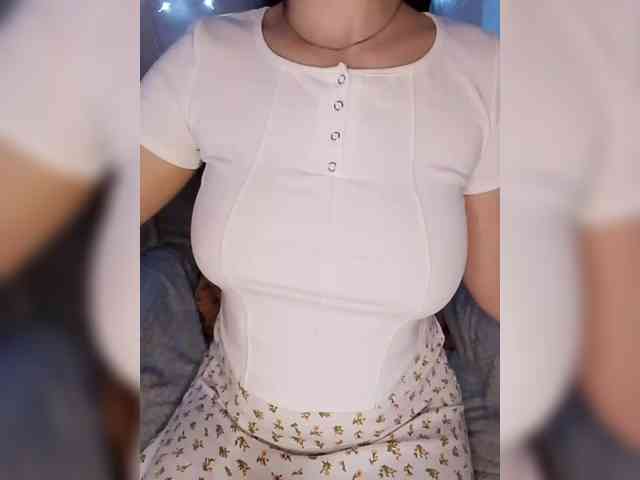 Liza_555 webcam