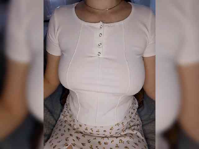 Liza_555 webcam