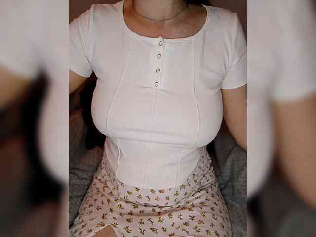 Liza_555 webcam