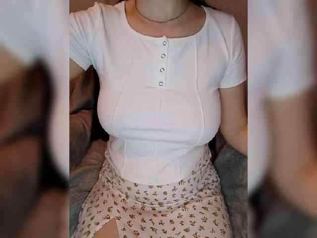Liza_555 webcam