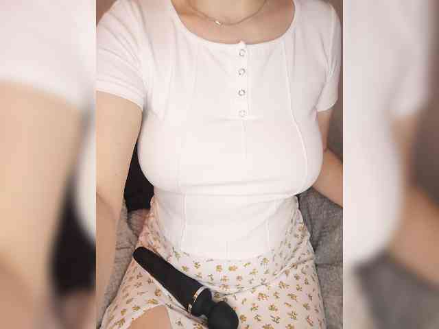 Liza_555 webcam