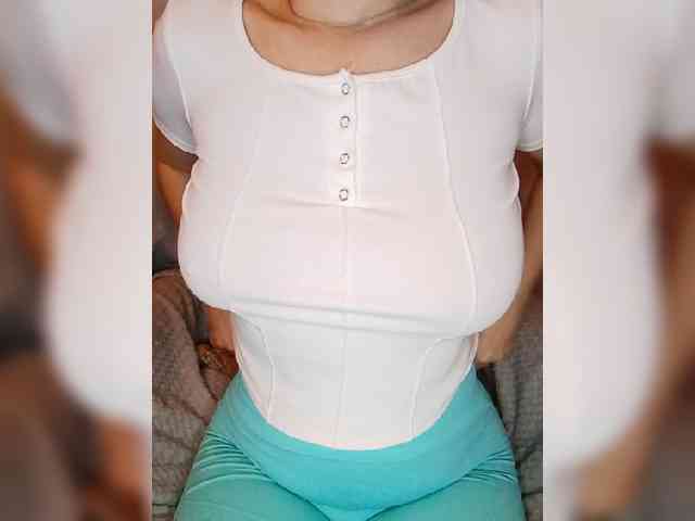 Liza_555 webcam