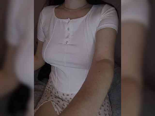 Liza_555 webcam