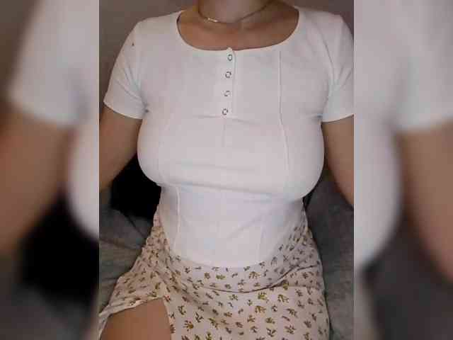 Liza_555 webcam