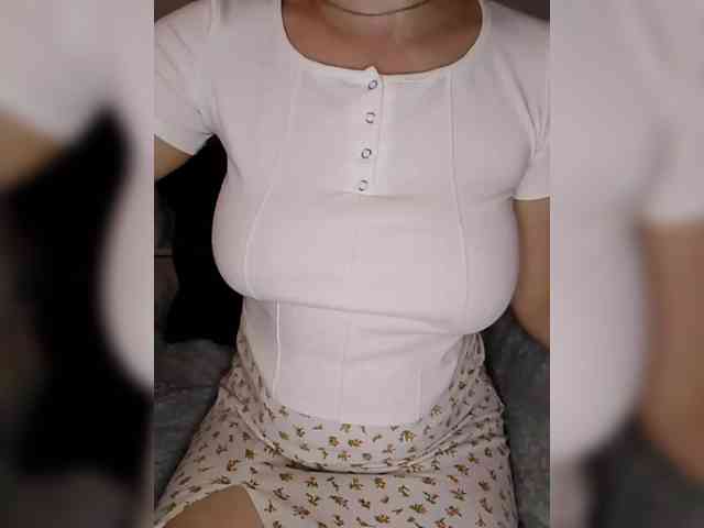 Liza_555 webcam
