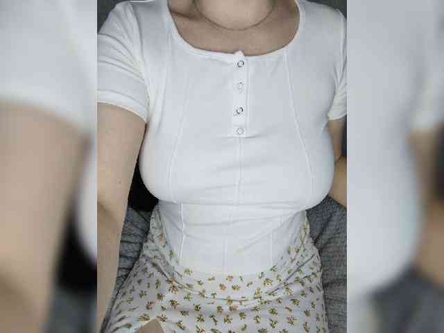 Liza_555 webcam