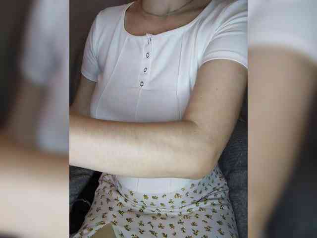Liza_555 webcam