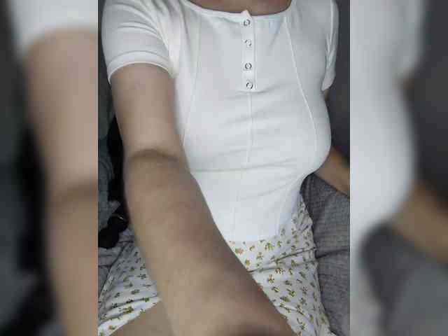 Liza_555 webcam