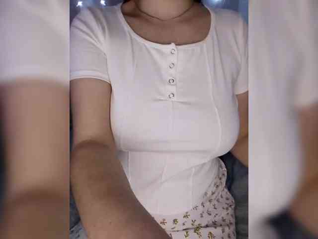 Liza_555 webcam