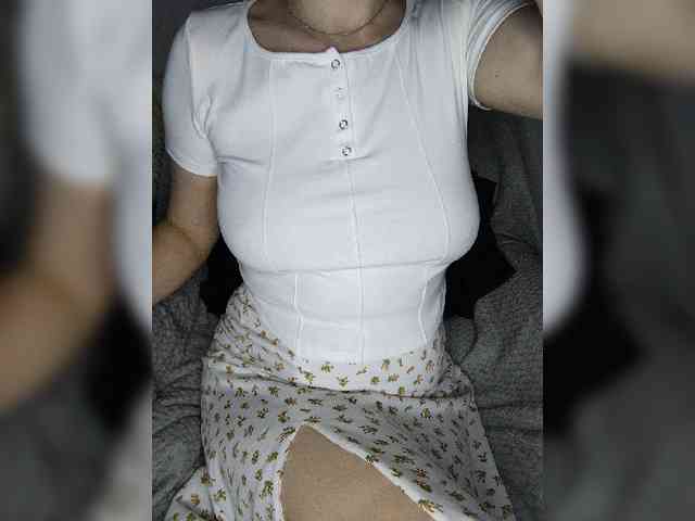Liza_555 webcam
