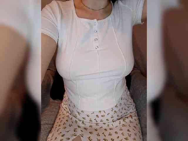 Liza_555 webcam