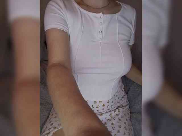 Liza_555 webcam