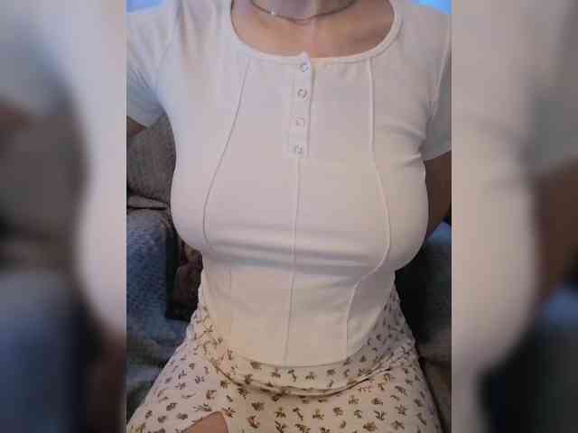 Liza_555 webcam