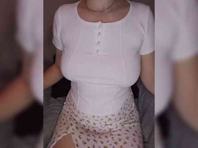 Liza_555 webcam
