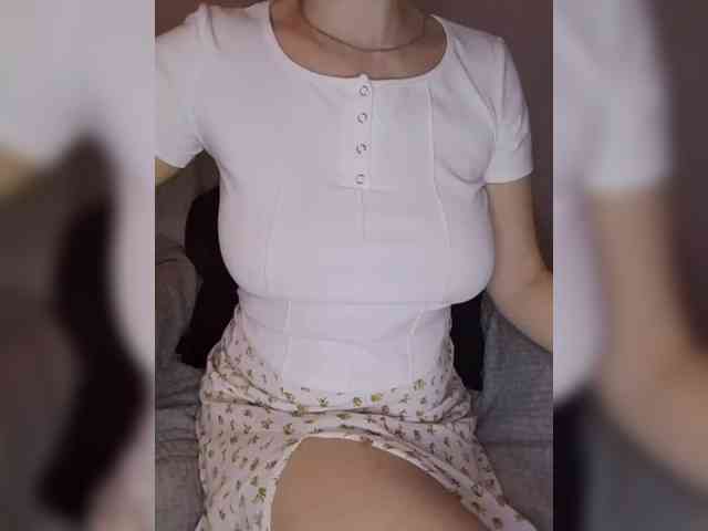 Liza_555 webcam