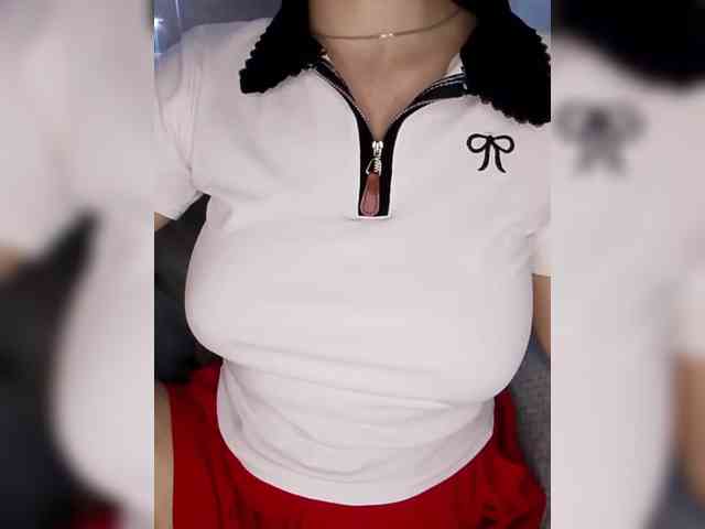 Liza_555 webcam