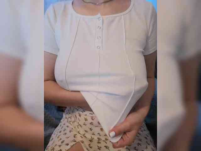 Liza_555 webcam