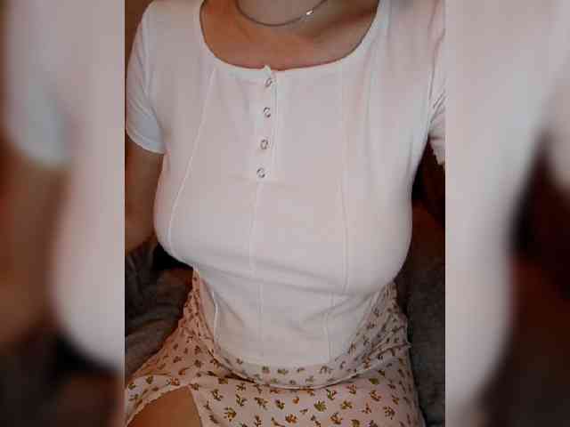 Liza_555 webcam