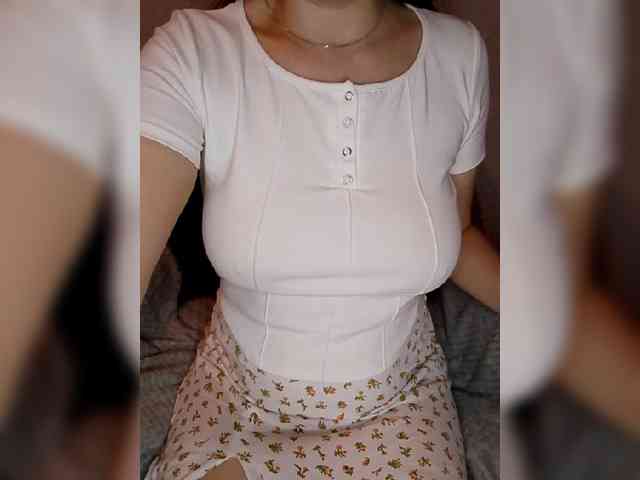 Liza_555 webcam