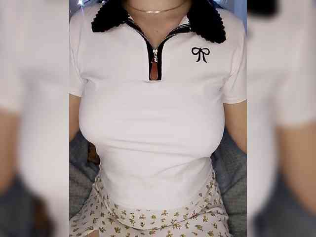 Liza_555 webcam